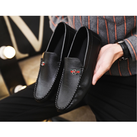 sepatu slip on pria casual sp323