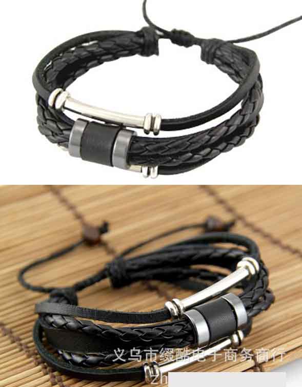 cari gelang pria model simpul? klik dan pesan online hanya di pfp store, tersedia ratusan model gelang pria yang sedang trend disini